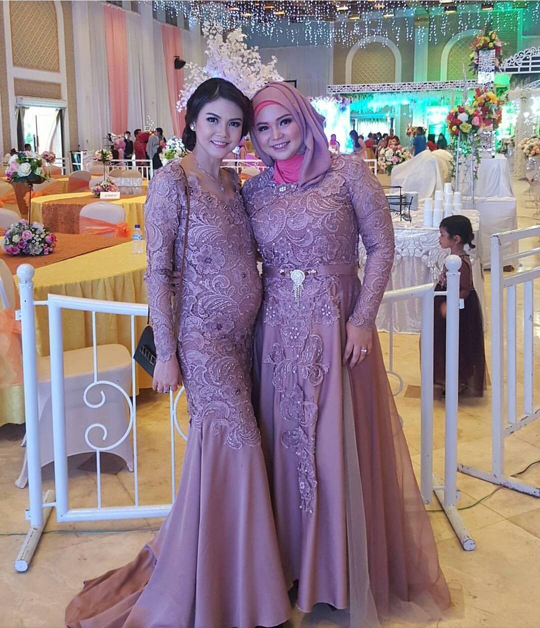 30 Gamis Orang Tua Pengantin  Fashion Modern dan Terbaru 