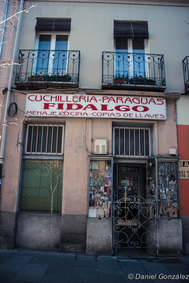 Cuchillería Paraguas Fidalgo, Avila 2013 Cuchillería Paraguas Fidalgo, Avila 2013