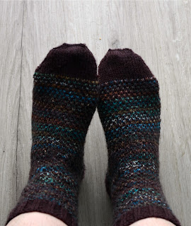 Avec 5 Ailes : Récapitulatif de mes projets tricot Broken Seed Stitch Socks 