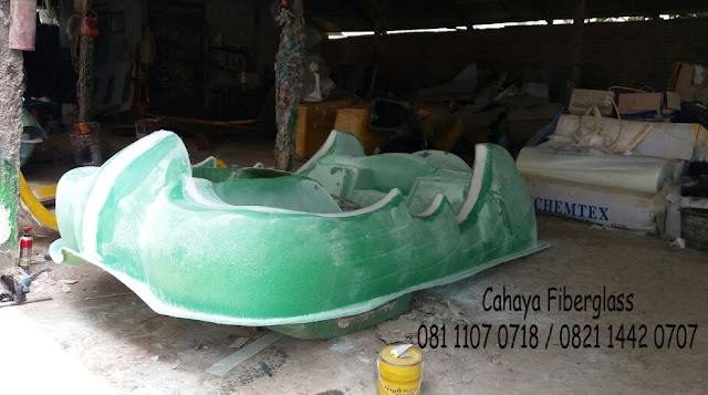 sepeda air fiberglass angsa sepeda air fiberglass angsa