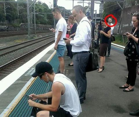 25 Pictures That Prove Technology Is Ruining Society - Looks like there is one guy who gets it. 25 Pictures That Prove Technology Is Ruining Society - Looks like there is one guy who gets it.
