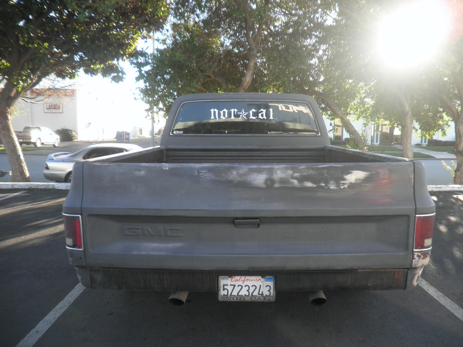 World Car Review 1982 GMC C1500 Pick up with Auto bodywork