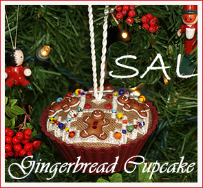 SAL Gingerbread Cupcake
