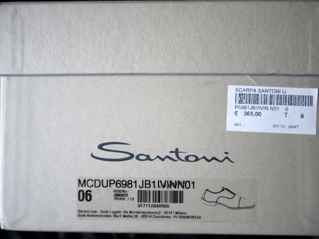 サントーニの内羽ストレートチップ革靴