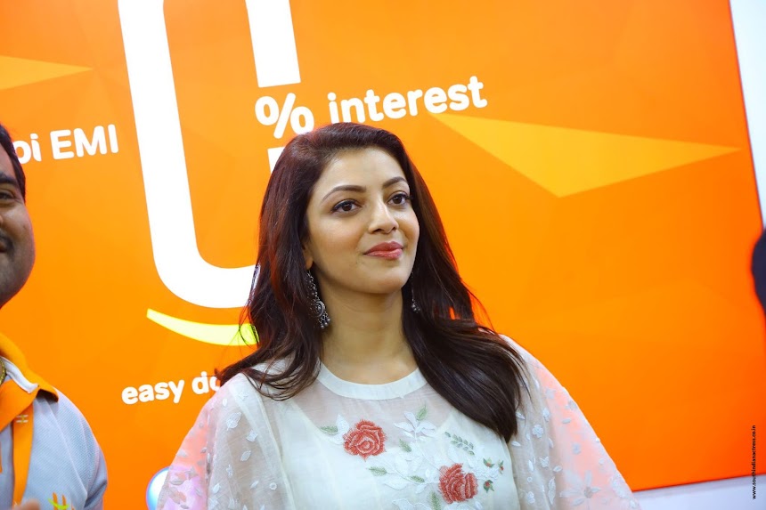 Kajal Aggarwal at Happi Mobiles Launch