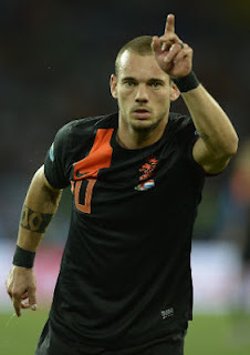 Sneijder Tak Akan Pergi dari Inter