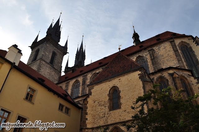 Praga-Nuestra-Señora-del-Týn
