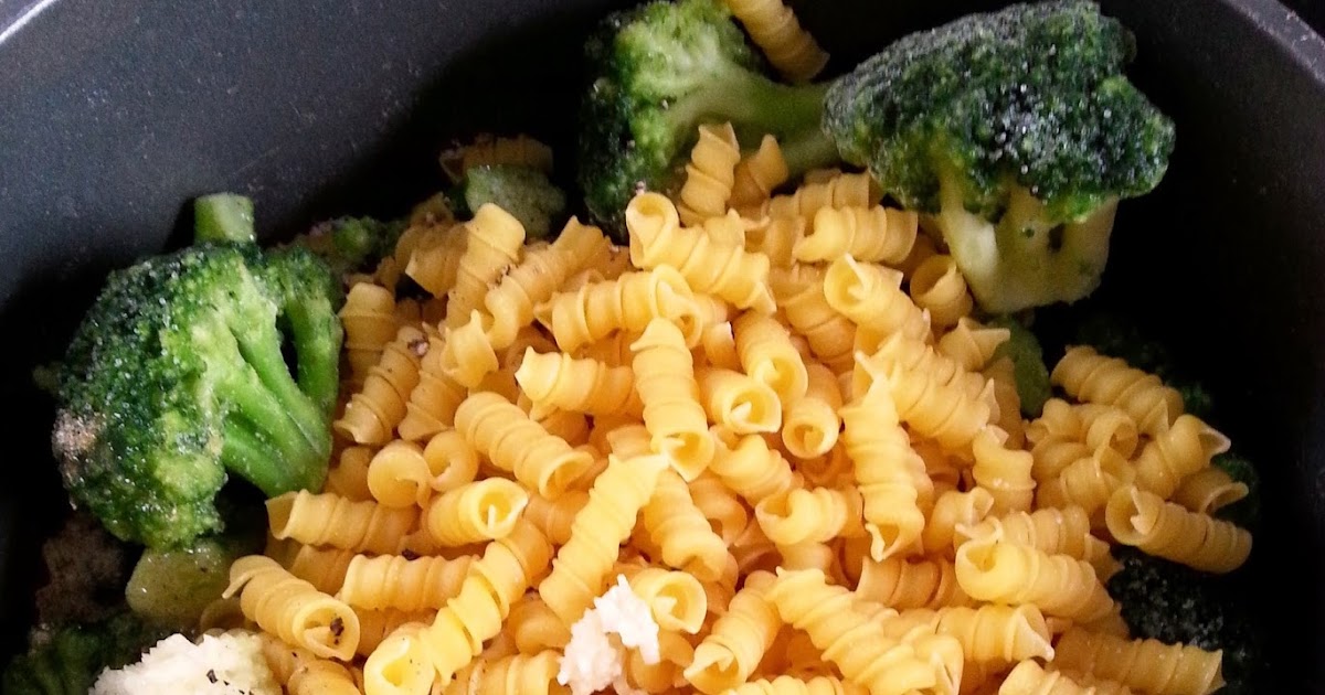 Sanna´s Hexenküche: Brokkoli-Nudel-Topf oder auch One Pot Pasta