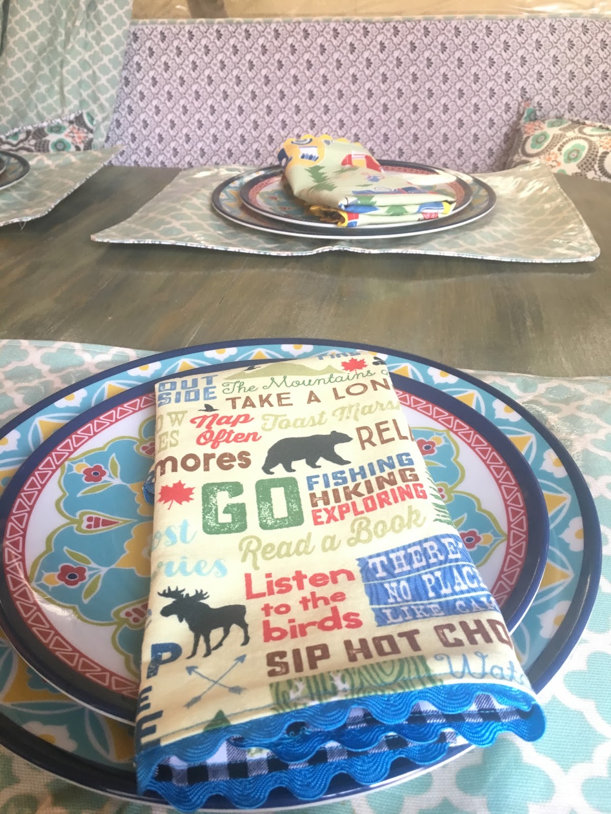 How to Make Your Own Fabric Napkins with a Camping Theme — The Southern Glamper