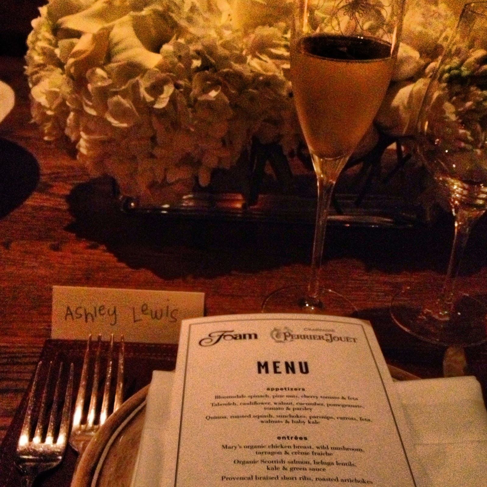 STREET CORNER GIRL: DIN DIN