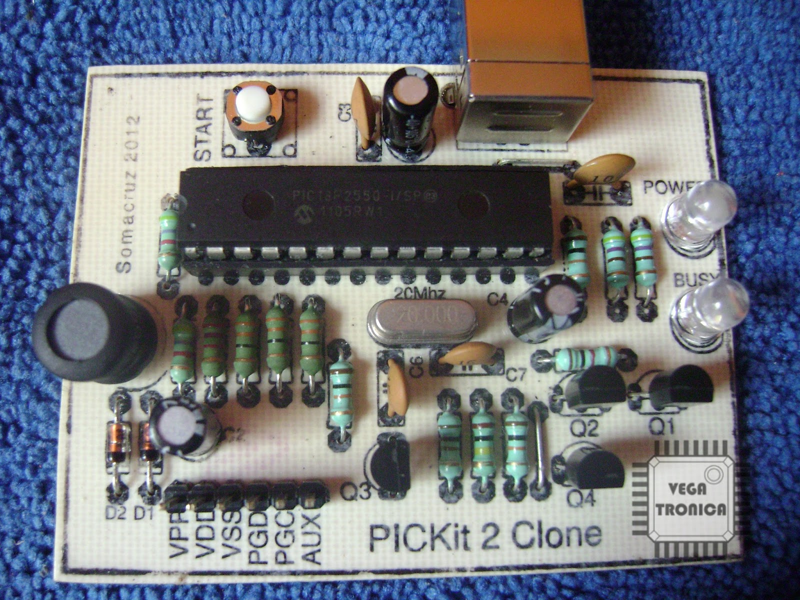 Vegatronica Pickit2 Clone v 1.0