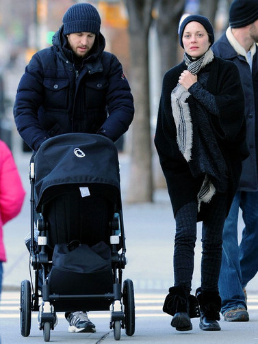 VIDEO Guillaume Canet et Marion Cotillard voit on leur fils Marcel