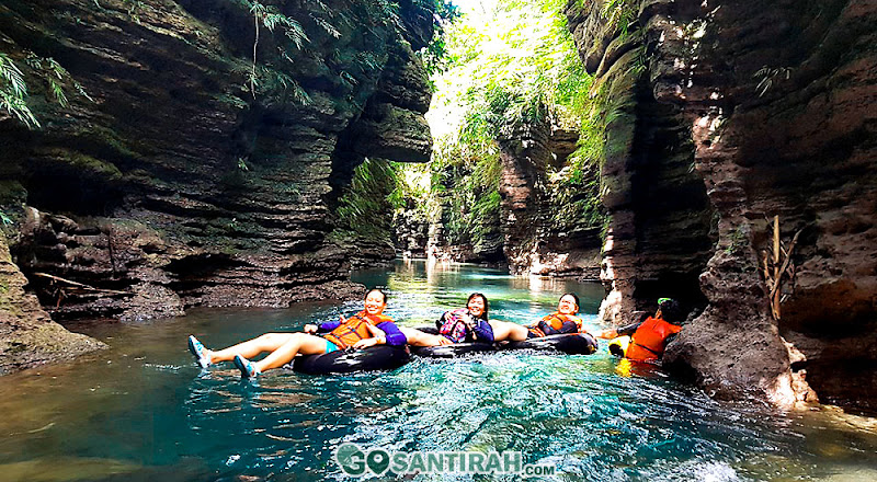 paket wisata river tubing di green santirah pangandaran santirah river tubing