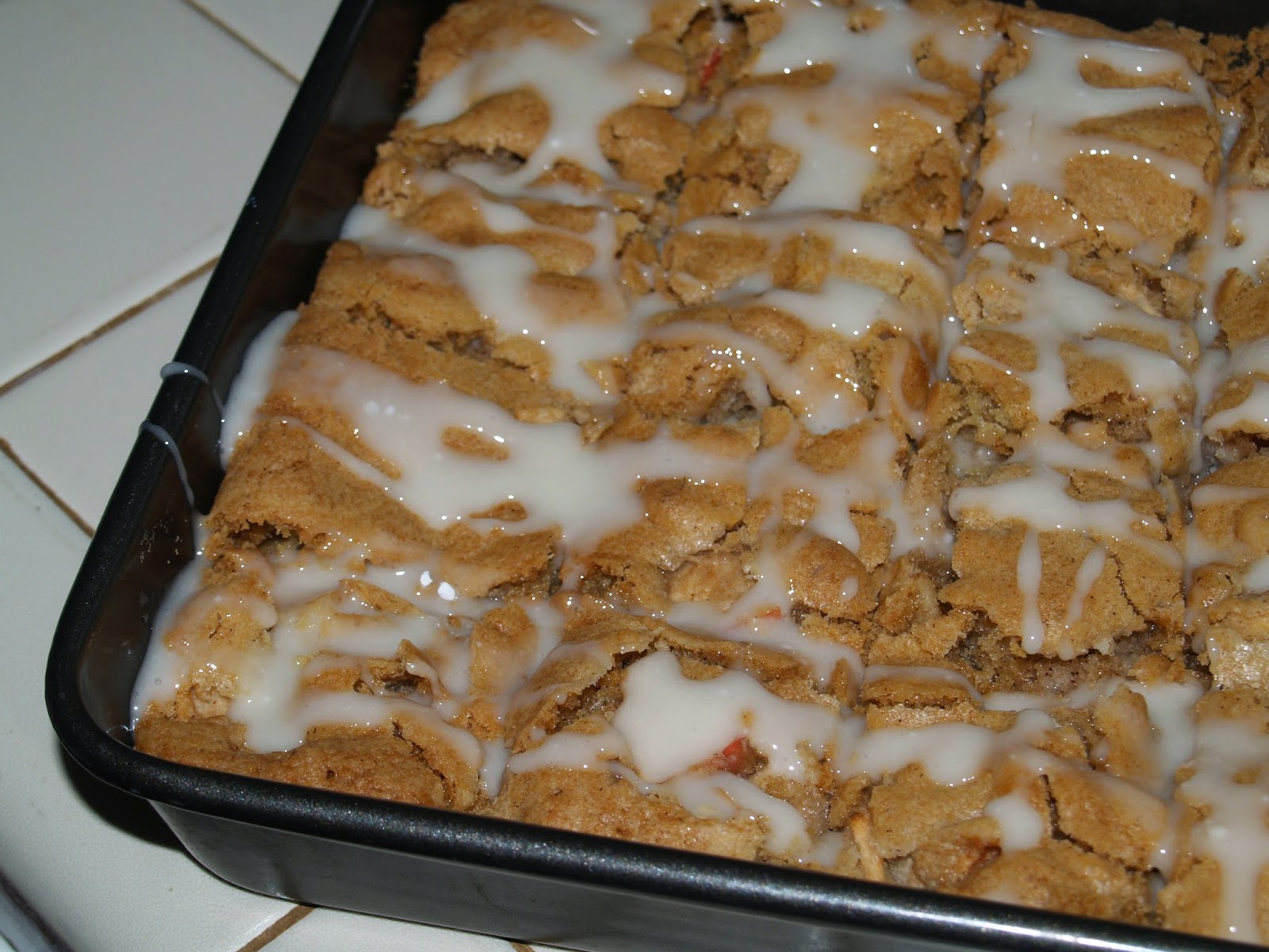 Apple Walnut Bundt Cake Good Housekeeping