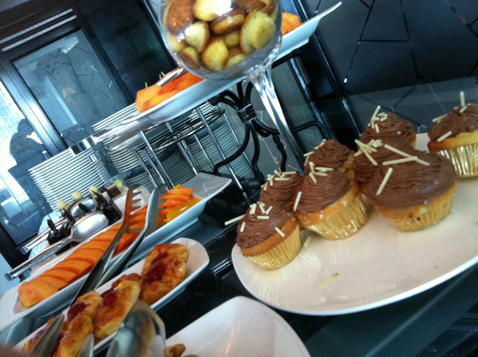 Qatar Culture Club CHOPSTICKS Restaurant in Wyndham Hotel An unusual