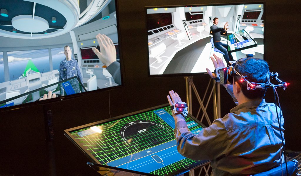 Virtualizing your life: Entrenamiento militar a trav\u00e9s de la realidad virtual