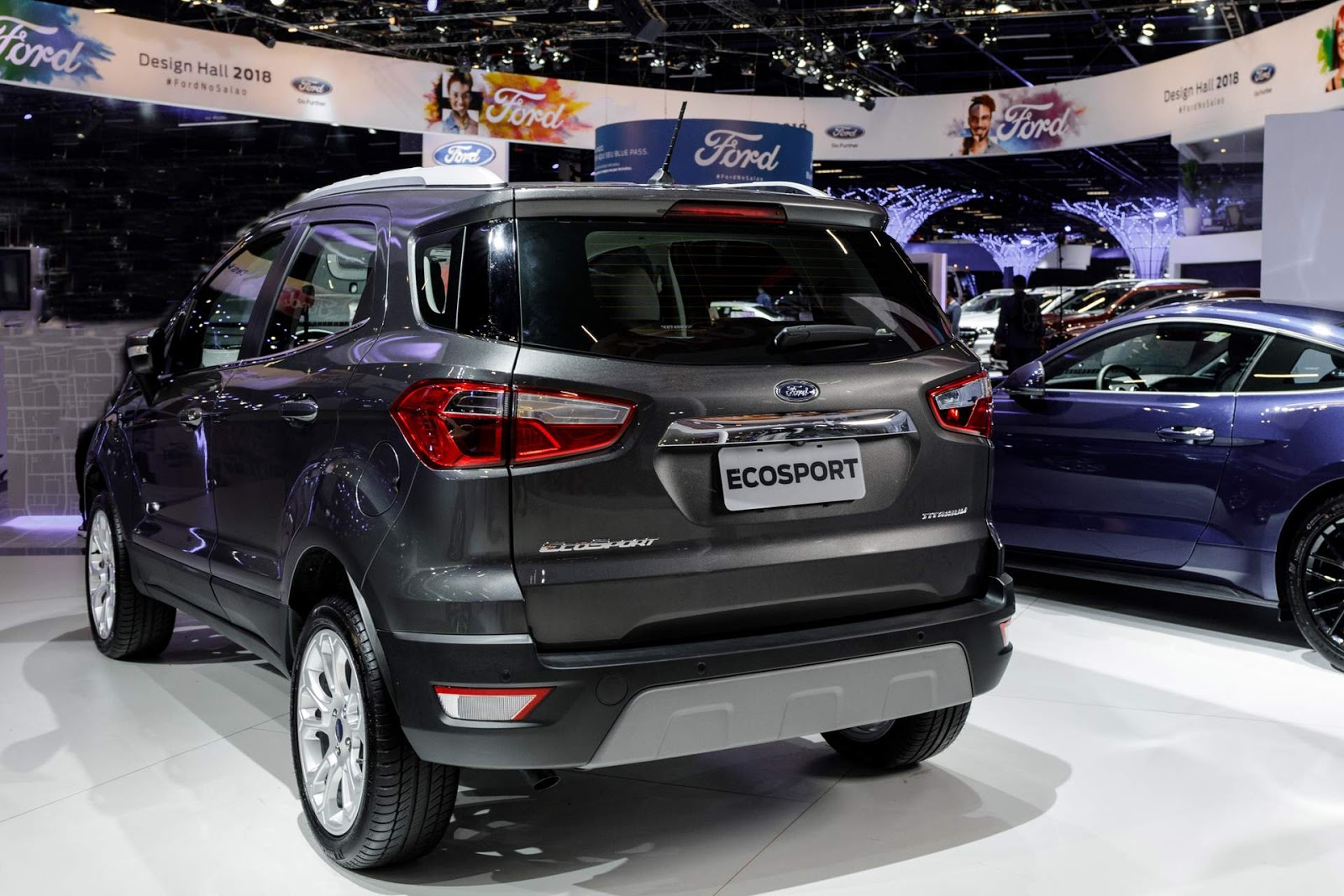 Ford EcoSport 2019 Titanium sem estepe - fotos e detalhes