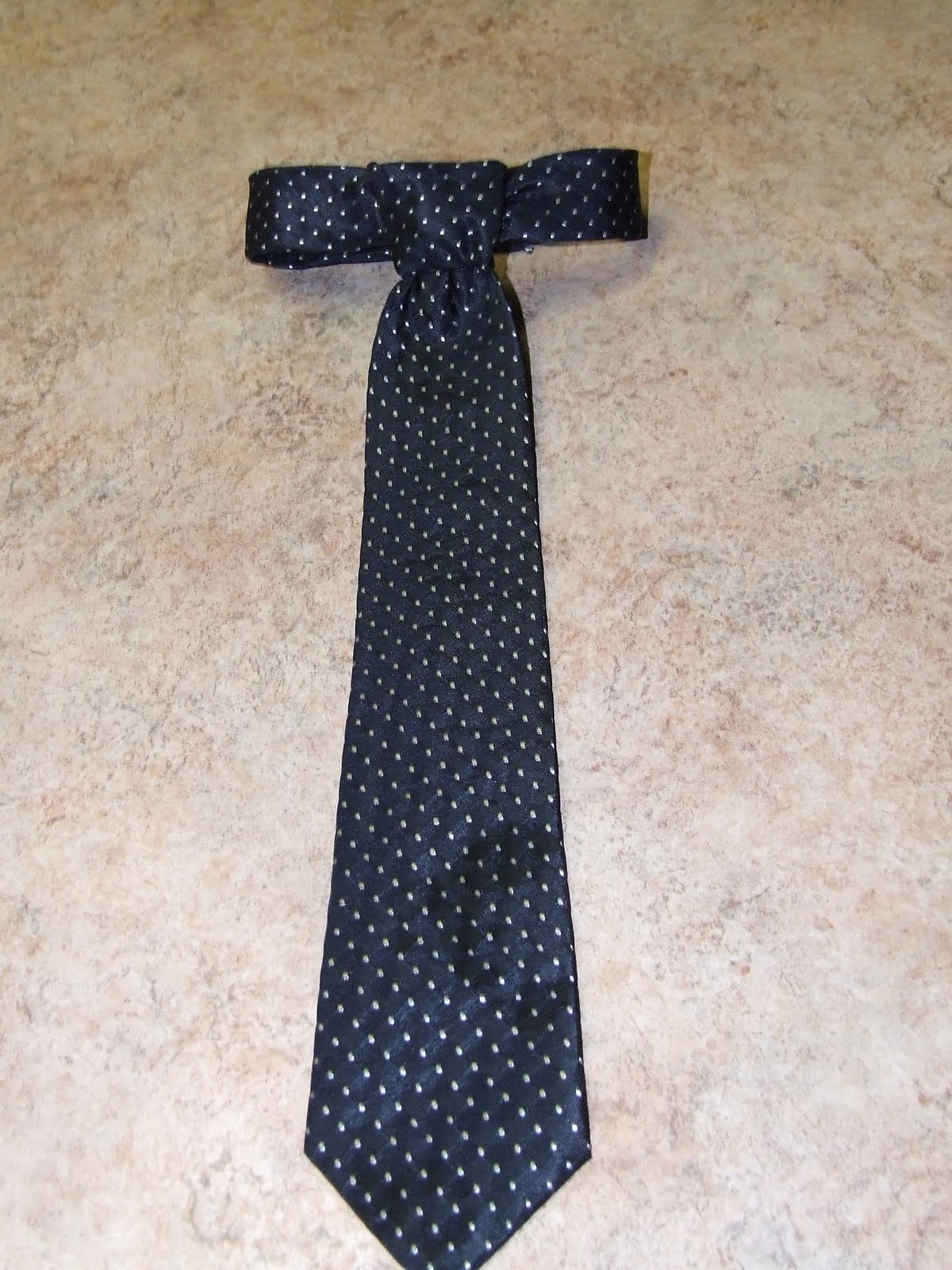 My Inner Need to Create...: Make a Man's Tie into a Velcro Kid's Tie...