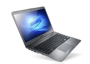 Samsung UltraBook 450e ...