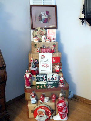 GARAGE SALE GAL: Christmas Decor is Up