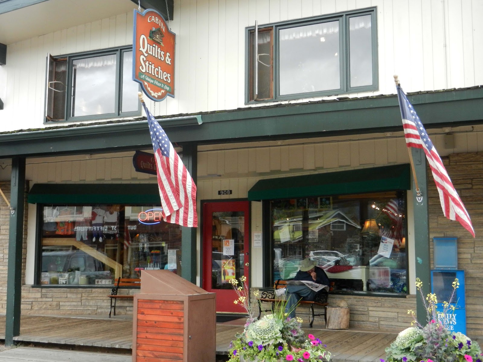 Cat Patches Quilt Shop Cabin Quilts & Stitches