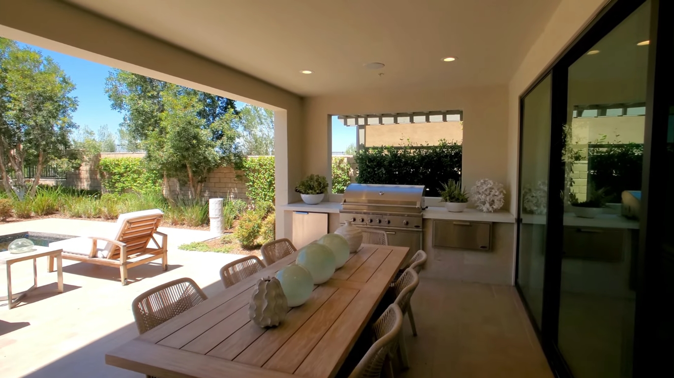 28 Photos vs. Model Home for Sale | Luxury Home in Santa Clarita, CA vs. Interior Design Tour
