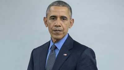 Biografi Barack Obama Biografi Barack Obama Catatan mengenai biografi Obama ini akan membahas lika-liku perjalanan hidup seorang Barack Obama yang kini telah menjadi pemimpin negara super power. Iya, kini Obama, seorang keturunan Afro-Amerika untuk pertma kalinya dalam sejarah AS sebagai presiden berkulit hitam pertama. Kemenangan Obama terbilang fenomenal karena siapa yang menyangka orang yang pernah tak diperbolehkan masuk saat sidang Partai Demokrat ini mampu lolos konvensi mengalahkan mantan ibu negara Hillary Clinton. Dalam biografi Obama yang singkat ini akan lebih banyak mengulas mengenai perjalanan karier politik sampai akhirnya Obama mampu menduduki singgasana kursi kepresidenan di White House. Obama dilahirkan di Honolulu, Hawai, pada 4 Agustus 1961. Obama menikahi Michelle, istrinya sekarang pada 1988 dan dikaruniai dua orang outeri, Malia (1998), dan Sasha (2001). Ayahnya bernama Barak Obama, Sr, yang merupakan keturunan Islam Kenya, dan ibunya seorang doktor Sosiologi, Ann Dunham. Sampai akhirnya, ibu dan ayahnya bercerai ketika ia masih berusia 2 tahun dan menikah dengan pemuda dari Indonesia Lolo Soetoro Barrack Obama adalah keturunan Afrika-Amerika pertama yang menjabat Presiden Amerika Serikat setelah sebelumnya merupakan keturunan Afrika-Amerika pertama yang dicalonkan oleh sebuah partai biografi barack obama dalam bahasa indonesia lengkap profil barack obama presiden as