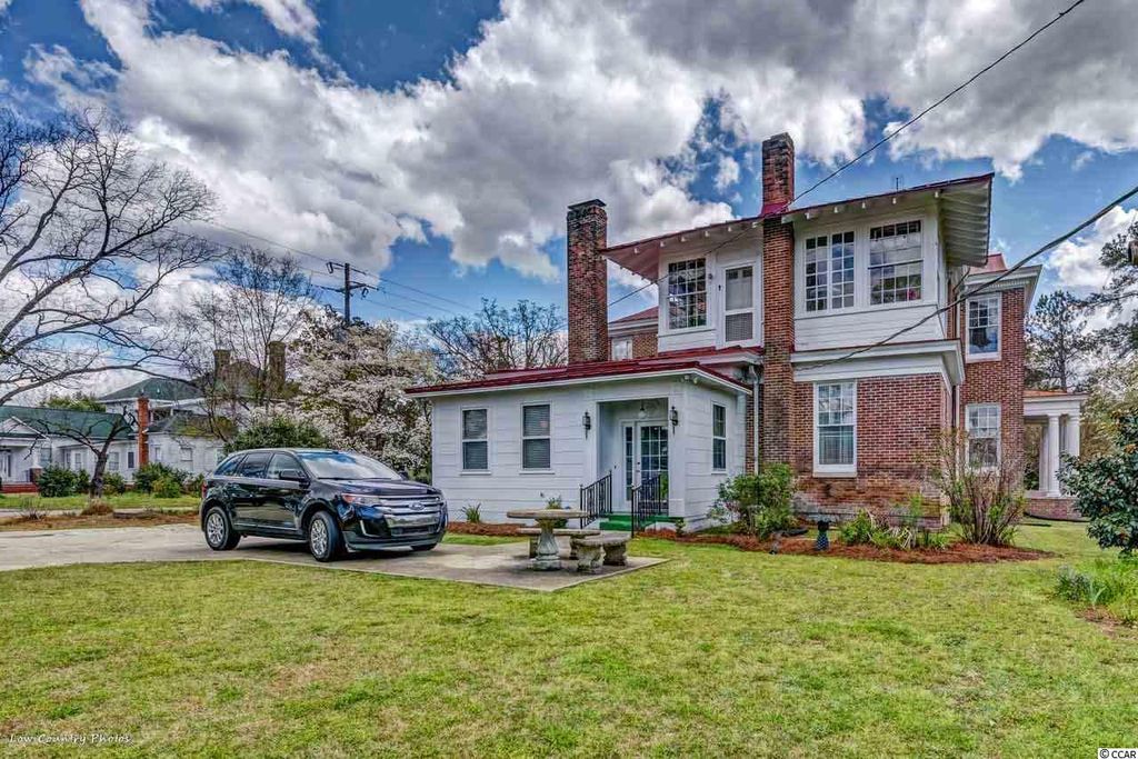 Sweet House Dreams The Manor, 1918 Neoclassical in South