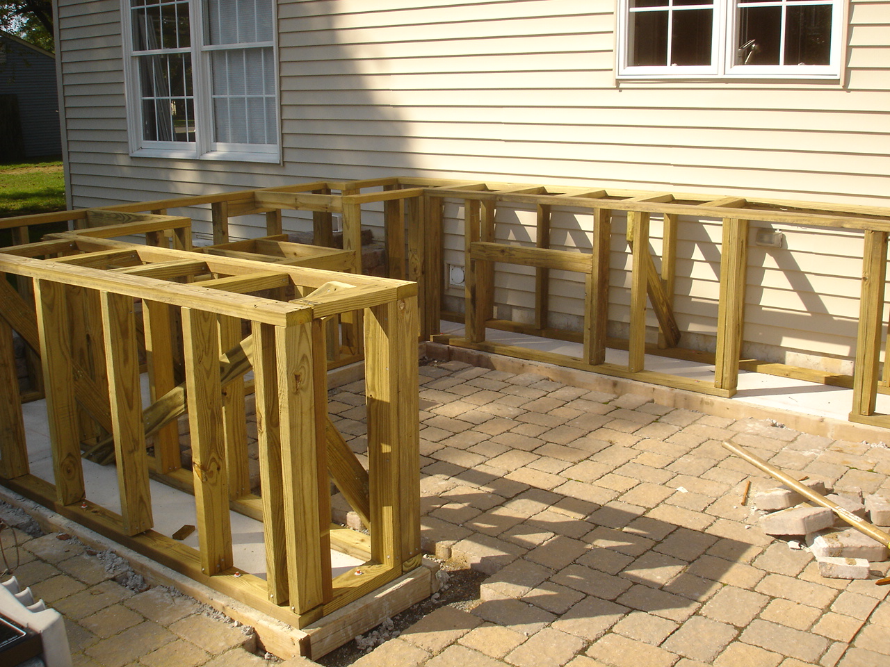 Diy wood patio furniture plans. 1000 ideas about homemade outdoor ...