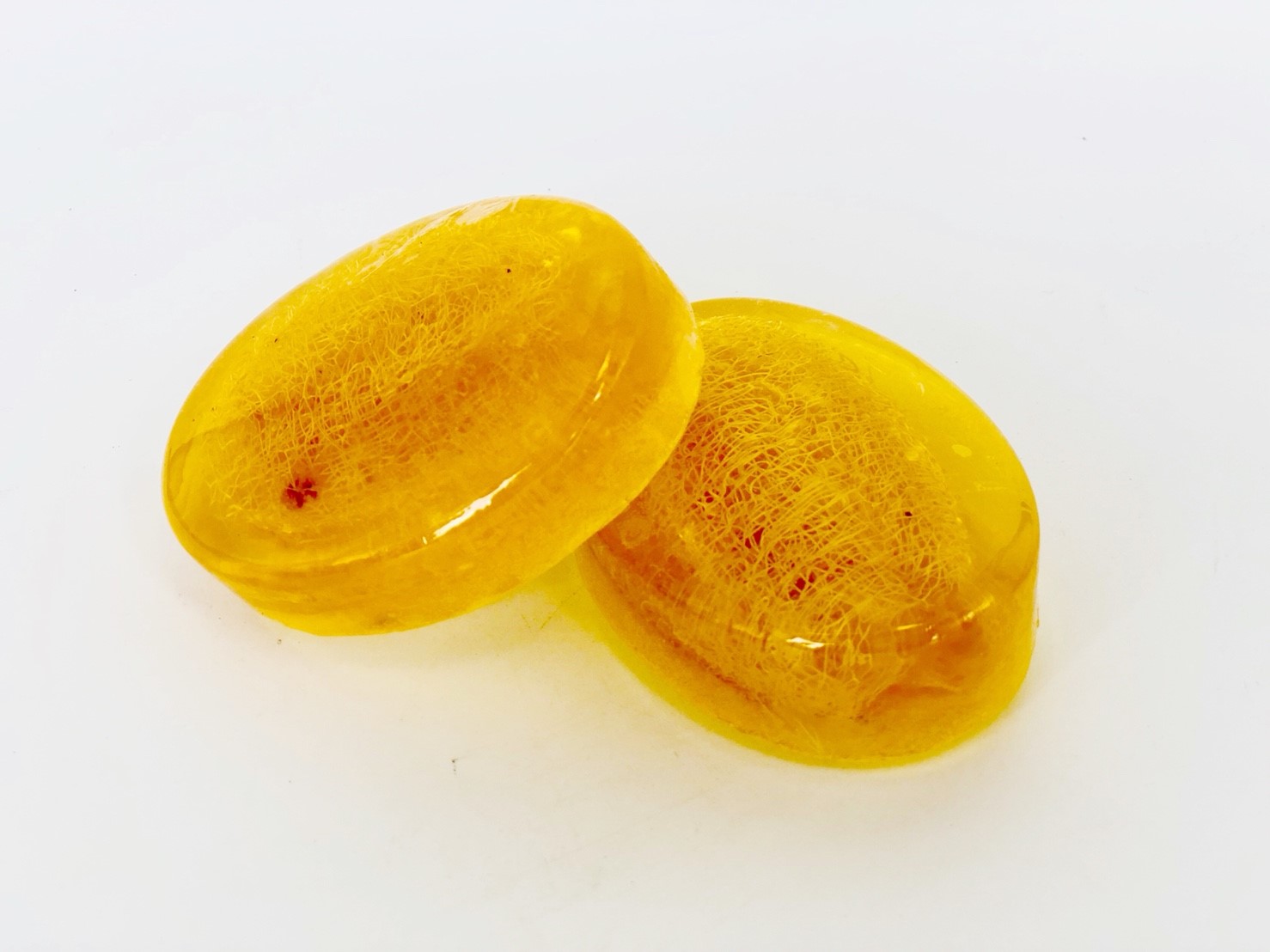 netarsasouthern สบู่มะม่วงใยบวบ Choojai Scrub Soap