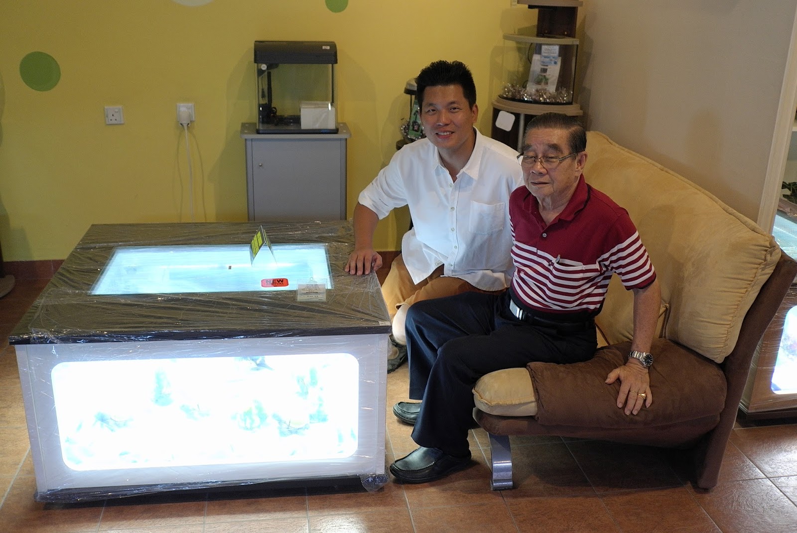 JE TunNel One of Top 10 largest Pet Shops in the World! CHEW THEAN