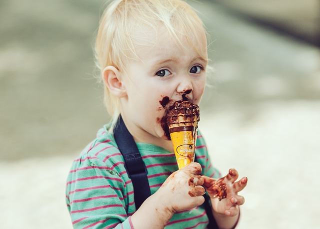 Das Baby Ist 15 Monate Alt Der Entwicklungsschub In Der 64 Woche