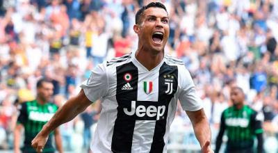 Debut Pahit Ronaldo bersama Juventus di Liga Champions Debut Pahit Ronaldo bersama Juventus di Liga Champions