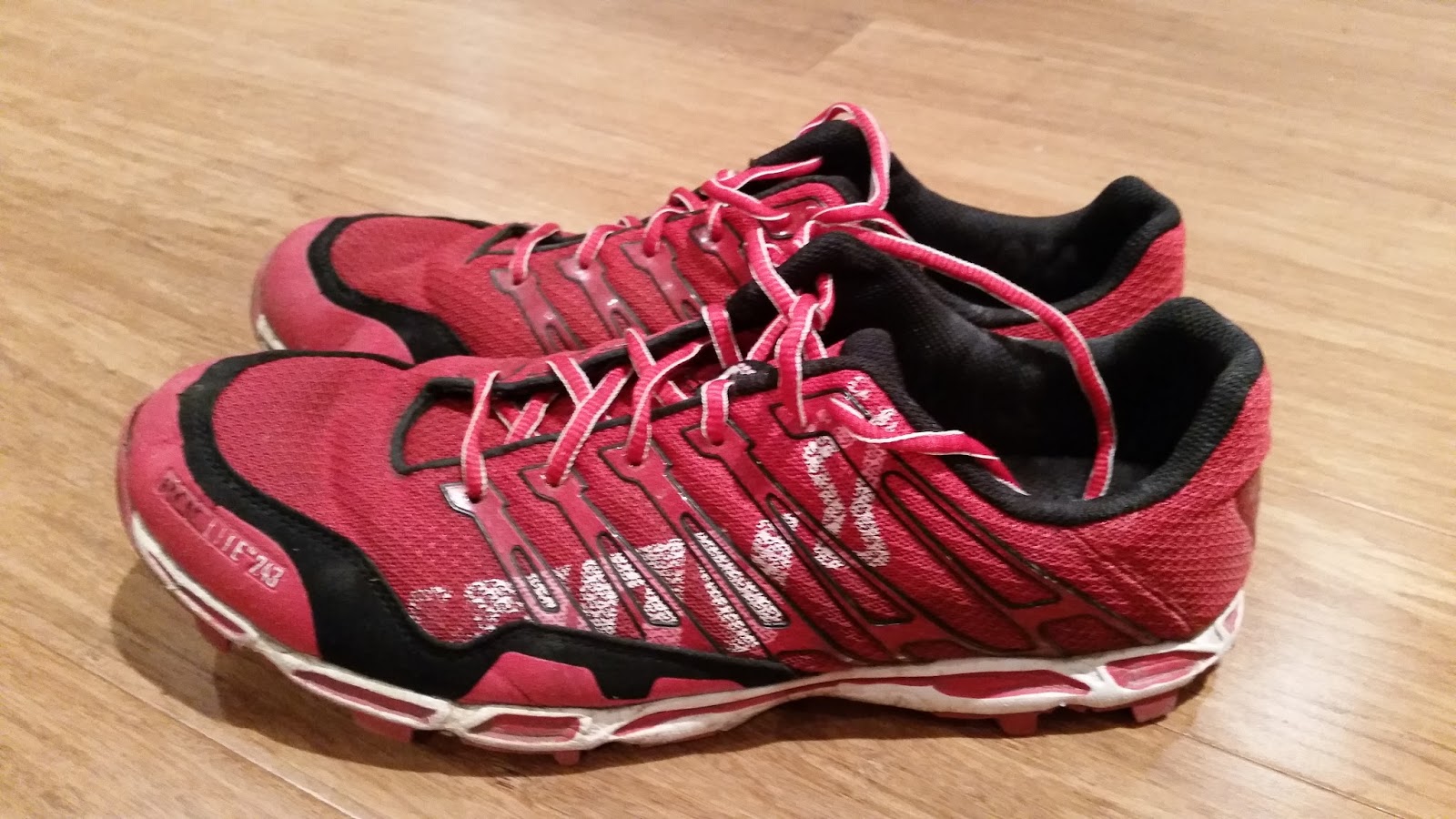inov 8 roclite 243