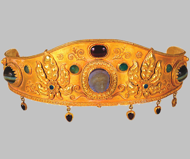 PKP-3681-Diadem1.jpg