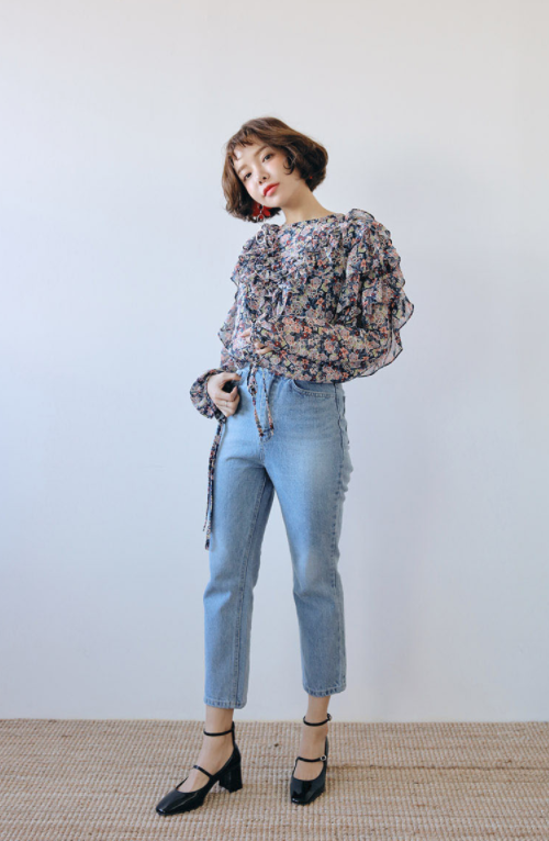 Self-Tie Cuff Frilled Floral Blouse