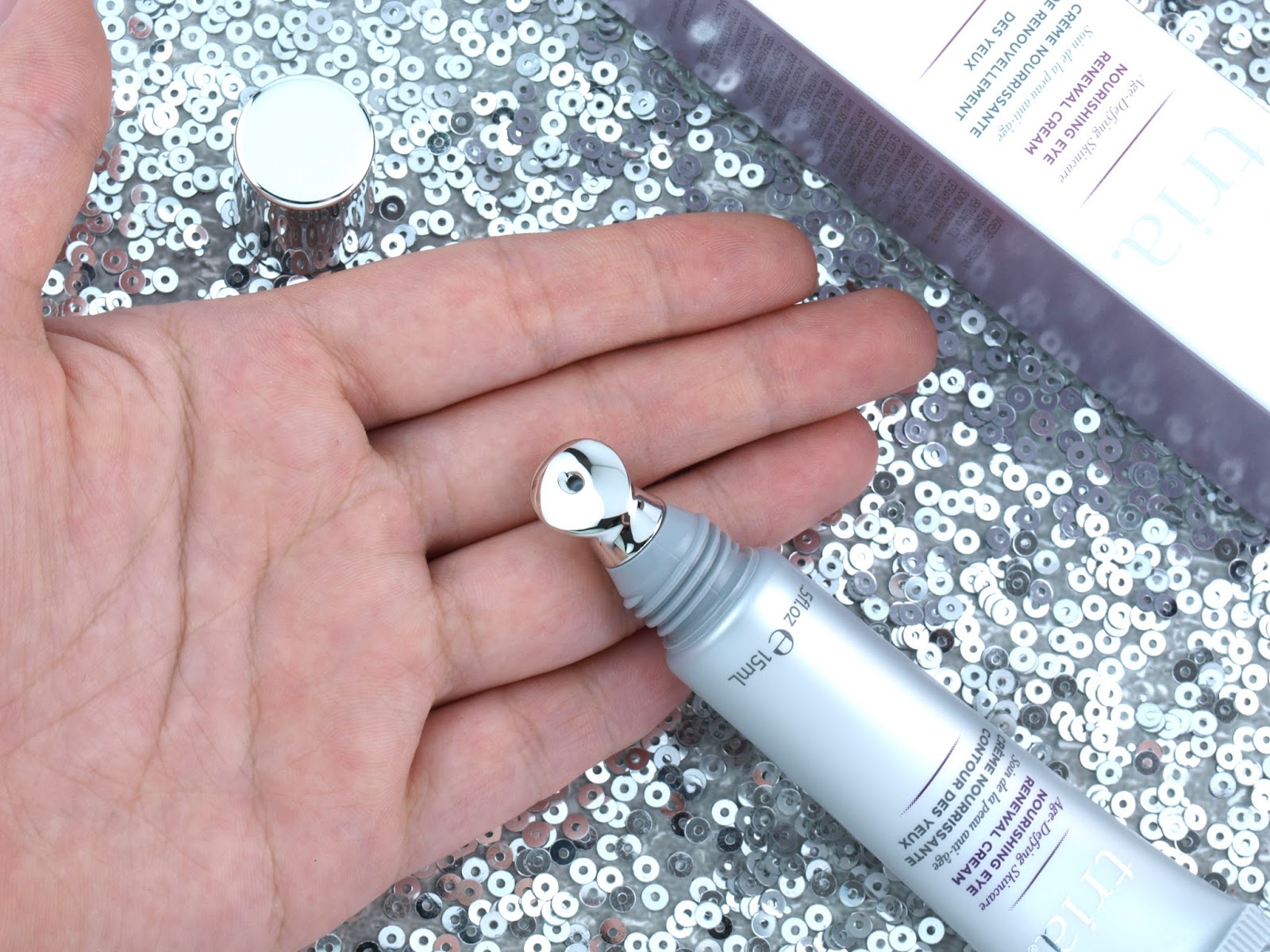 Tria eye correcting wrinkle laser defying age renewal nourishing cream Tria Age-Defying Eye Wrinkle Correcting Laser: Review | The Happy