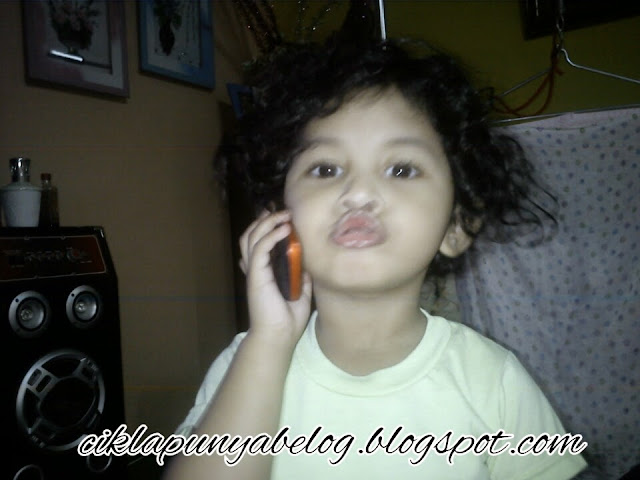 Nur Batrisyia Zulaikha binti Azrin. Nur Batrisyia Zulaikha binti Azrin.
