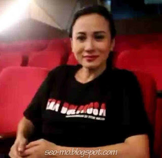 Foto Ria Probo pemeran Vina di Anugerah Cinta Foto Ria Probo pemeran Vina di Anugerah Cinta