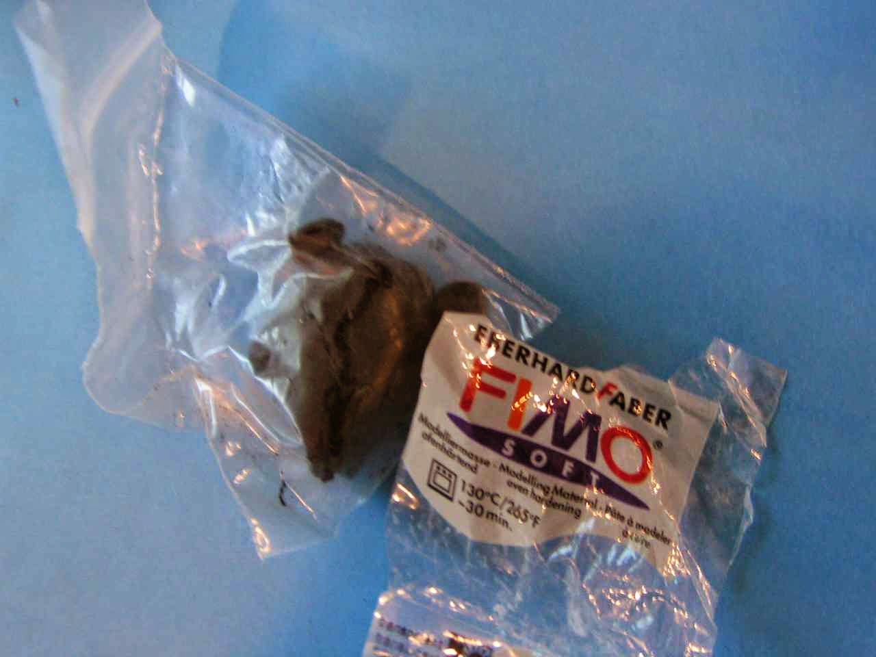 ScraPerfect How to CLEAN Polymer Clay residue from Hands Easy!