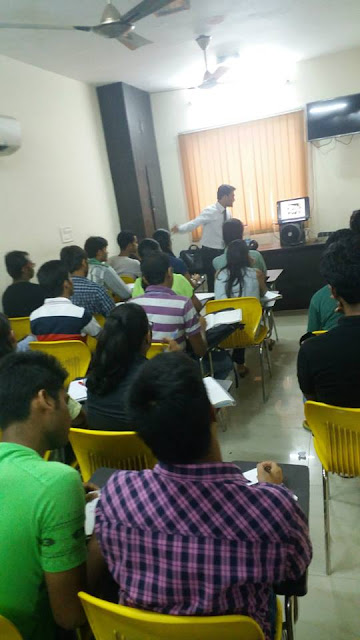 Business English Course in Tilak Nagar - Business Speech at WabsTalk