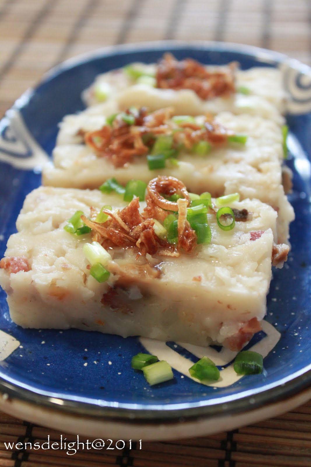 Wen's Delight Weekend Breakfast VII Fried Radish Cake