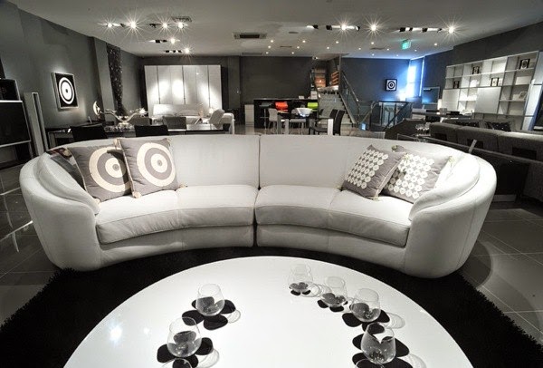 Beautiful suggestions for a semicircular sofa!