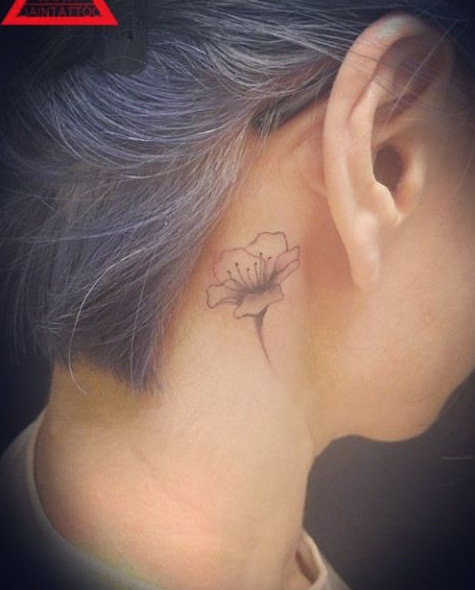 Tatuagens femininas atrás das orelhas Tatuagens femininas atrás das orelhas
