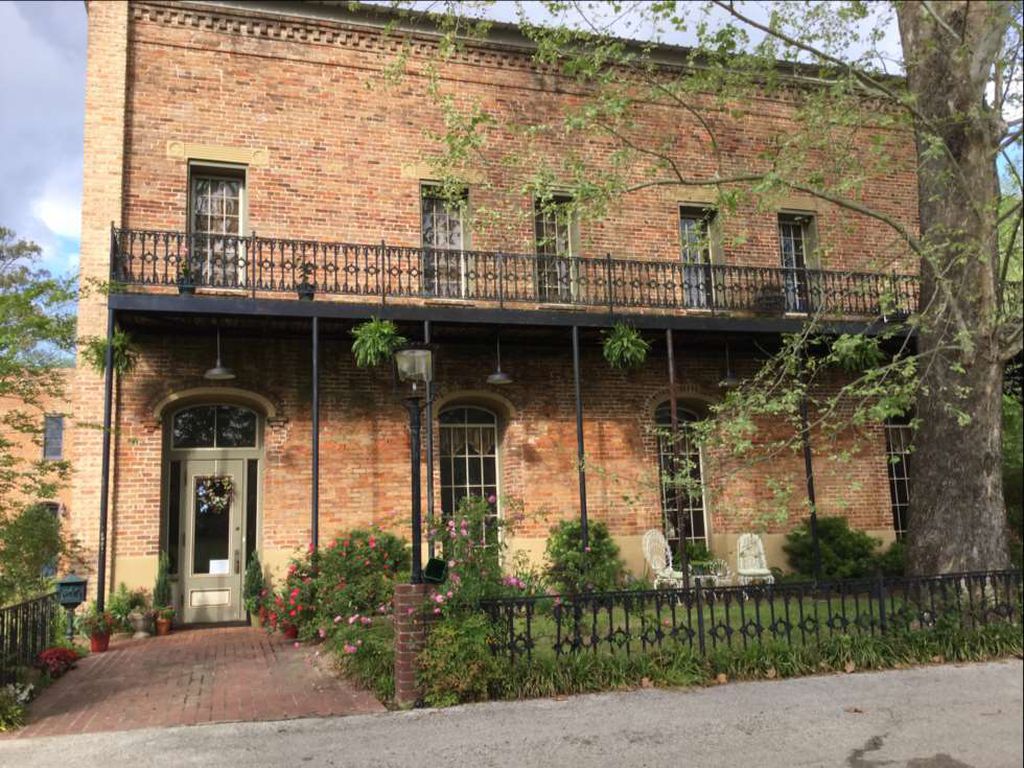 Sweet House Dreams Haywood House, 1868 Converted Hotel in Jefferson, Texas