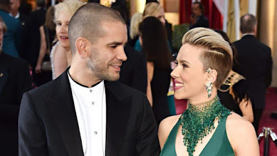 Scarlett Johansson pede divórcio e custódia da filha Scarlett Johansson pede divórcio e custódia da filha