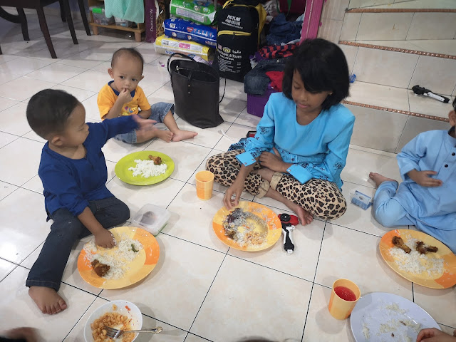KENDURI DOA SELAMAT UNTUK UMRAH MAK, ABAH, ABANG DAN ADIK ! KENDURI DOA SELAMAT UNTUK UMRAH MAK, ABAH, ABANG DAN ADIK !
