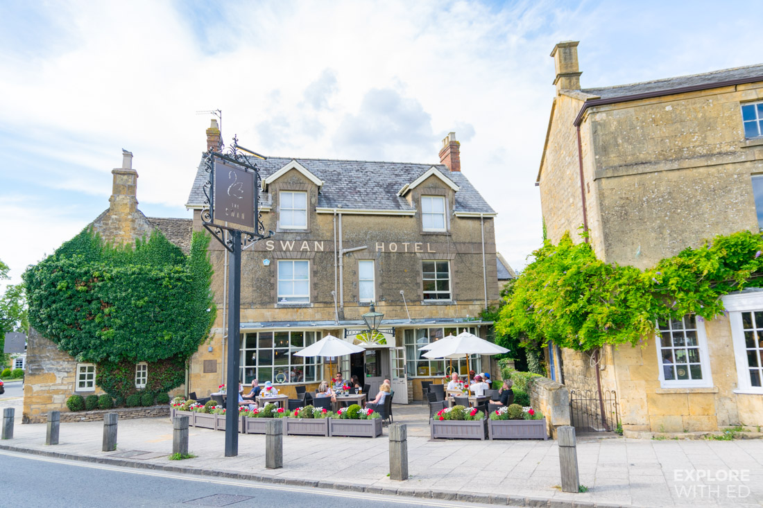 The Swan Hotel and Pub in Broadway
