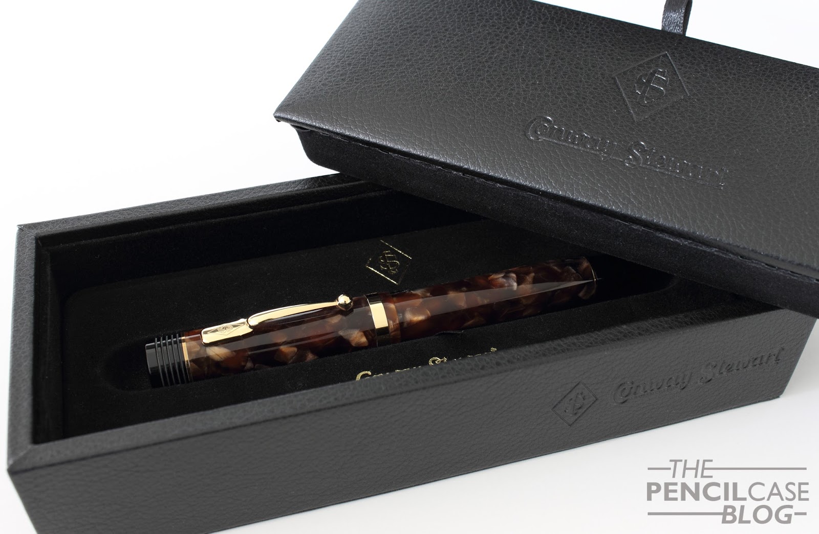 CONWAY STEWART CHURCHILL FOUNTAIN PEN REVIEW The Pencilcase Blog Fountain pen, Pencil, Ink