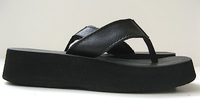 REEF BUTTER BLACK LEATHER PLATFORM SANDALS WOMENS SIZE 8